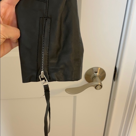 Women’s Moda International Genuine Leather Jacket - Picture 3 of 5